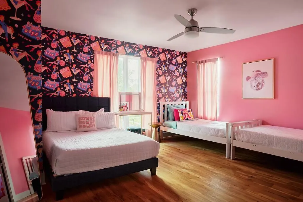 Ultimate Bach 10Min To Dt Ig Walls Every Room Nashville Hébergement de vacances