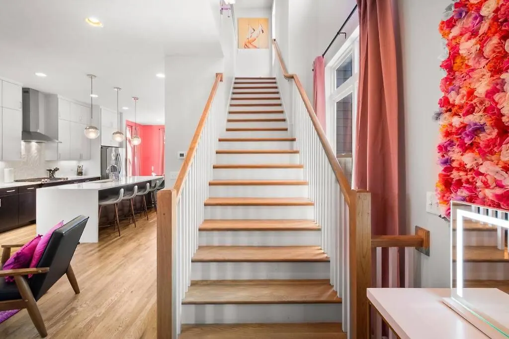 Ultimate Bach 10Min To Dt Ig Walls Every Room Nashville